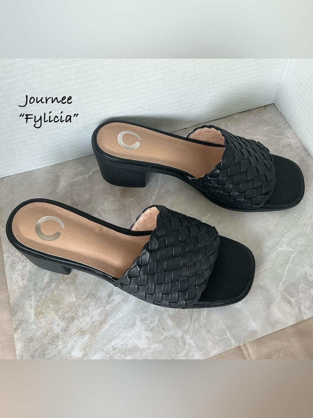 Journee Collection Women's Fylicia Slide Block Heel Mule Black Size 8